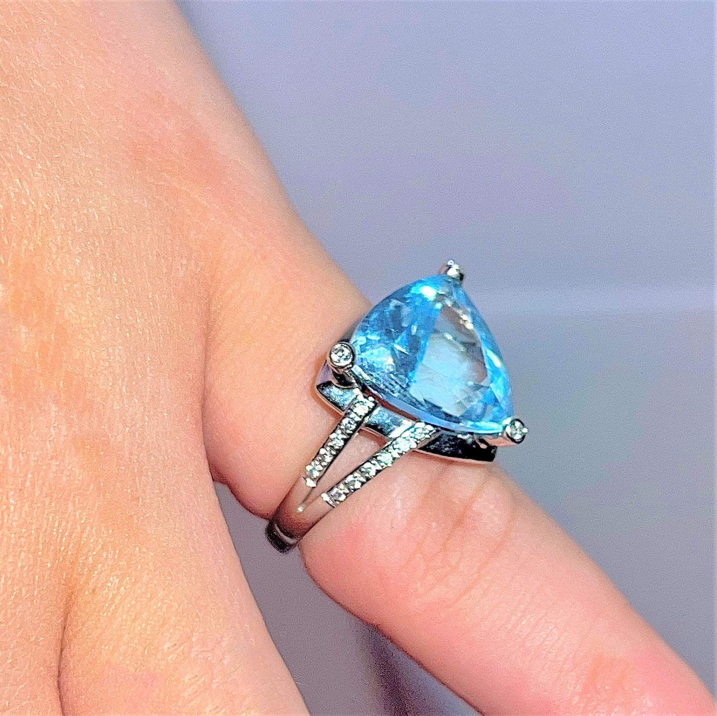 Bague Mauboussin Topaze Diamants Or gris