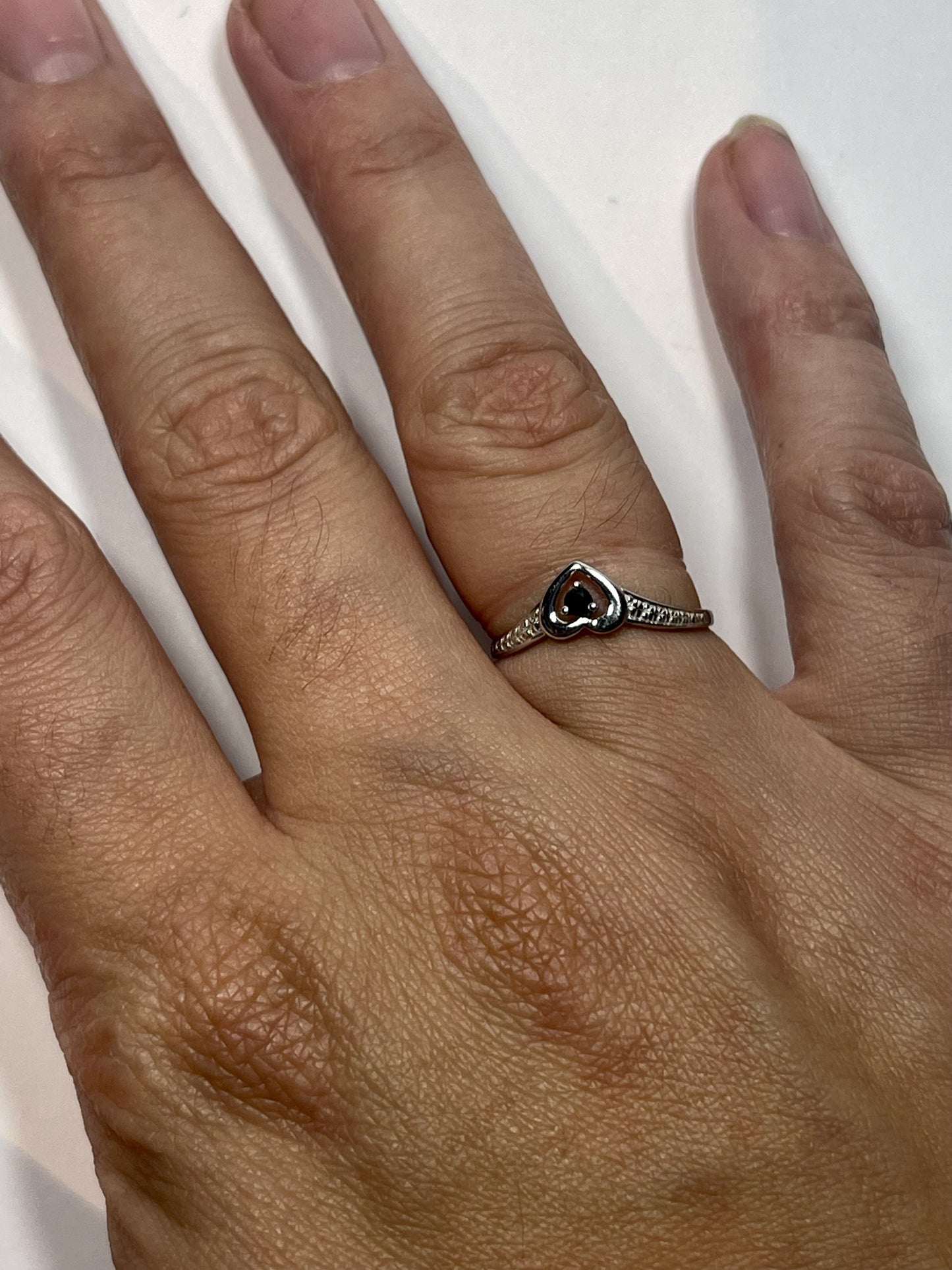 Bague Or Blanc avec Saphir