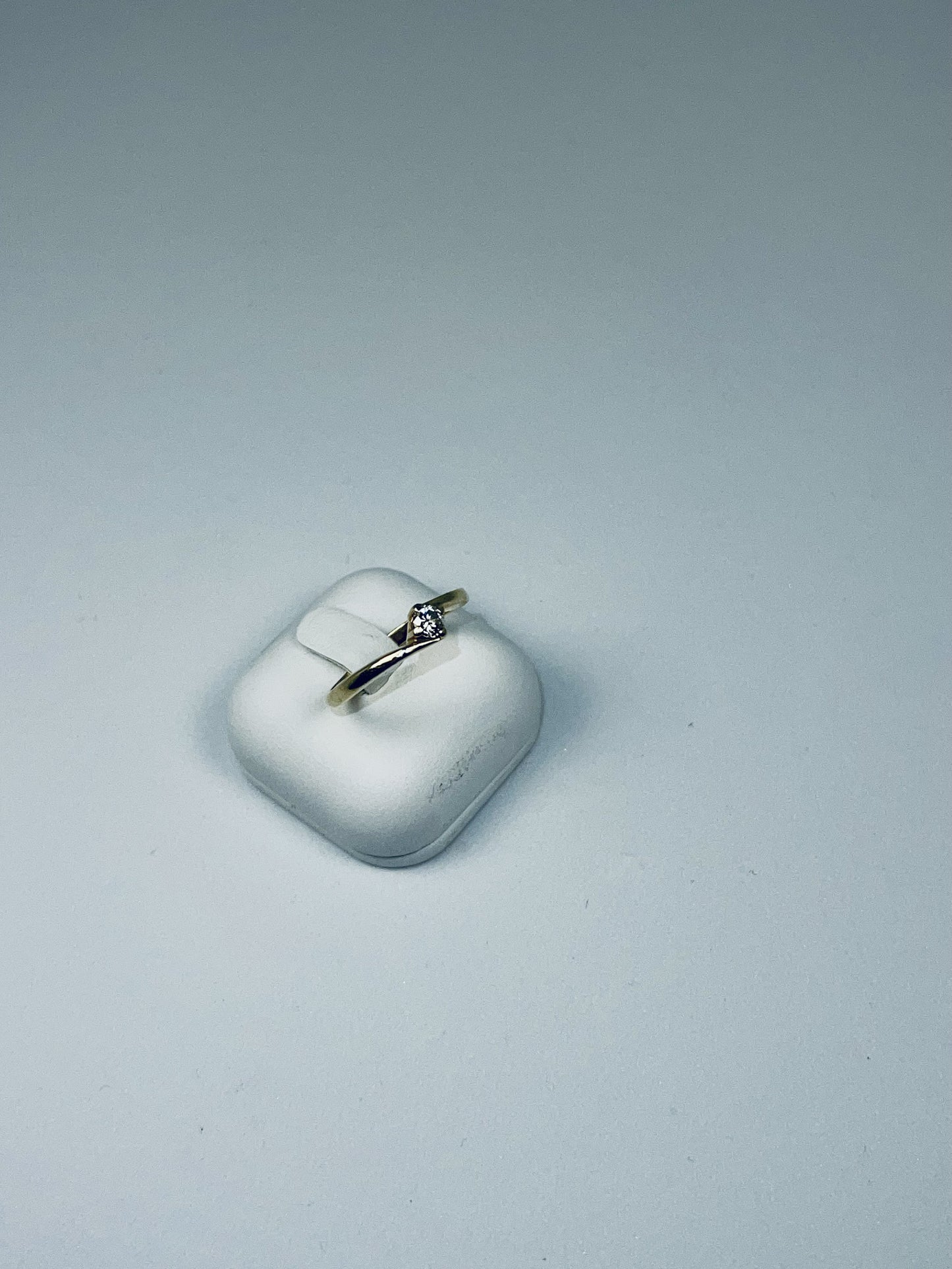 Bague Solitaire 0,10cts