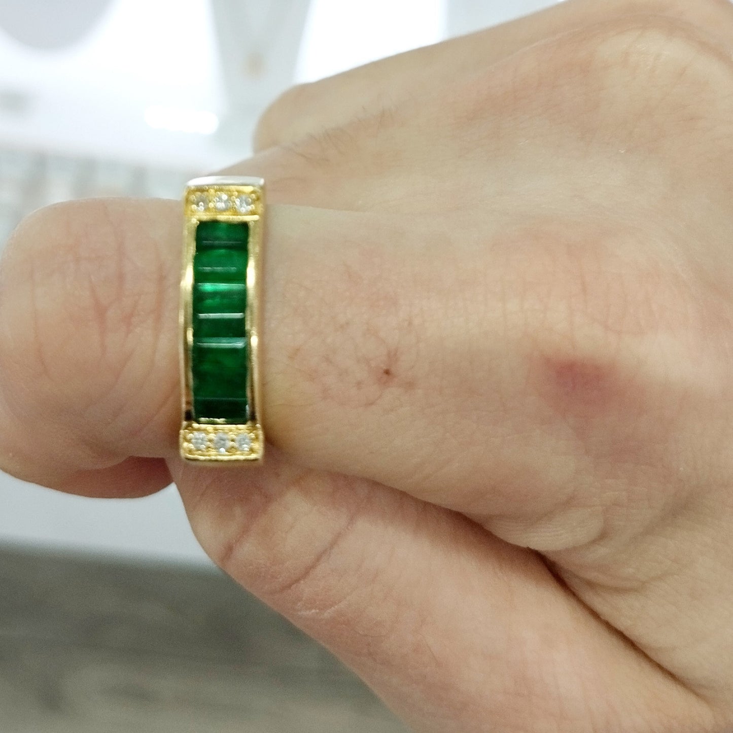 Bague Or avec Diamants et Pierres Vertes