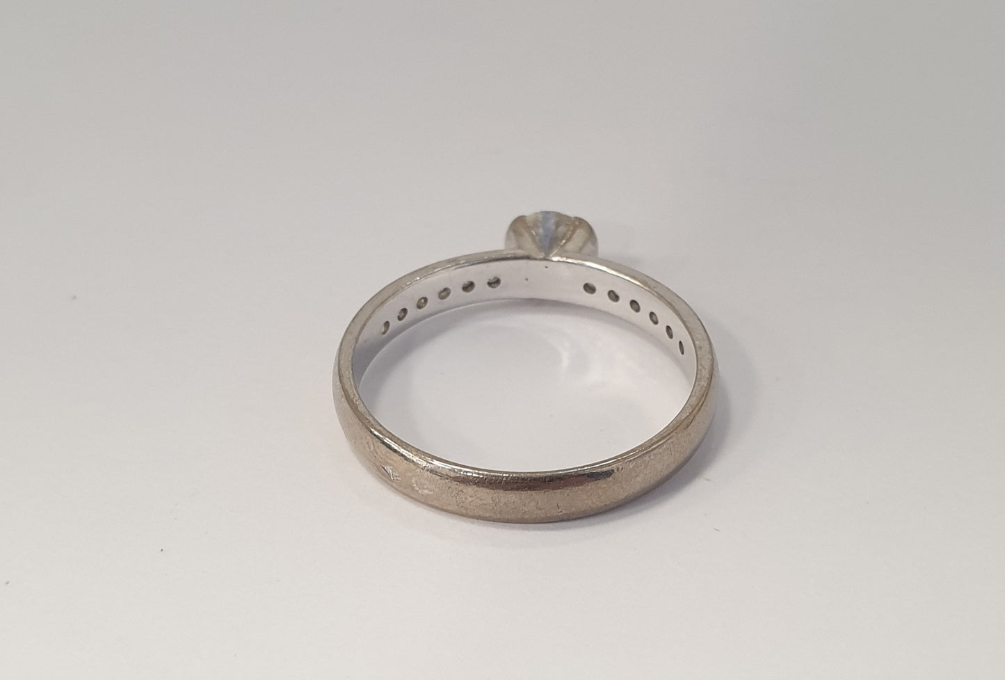 Bague Solitaire Accompagné