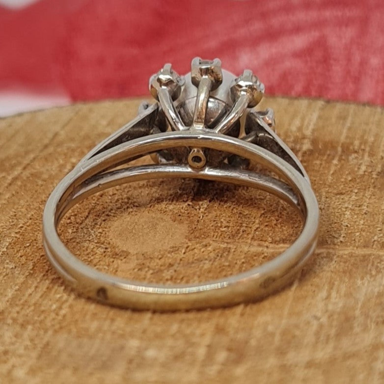 Bague Or avec Perle et Diamants