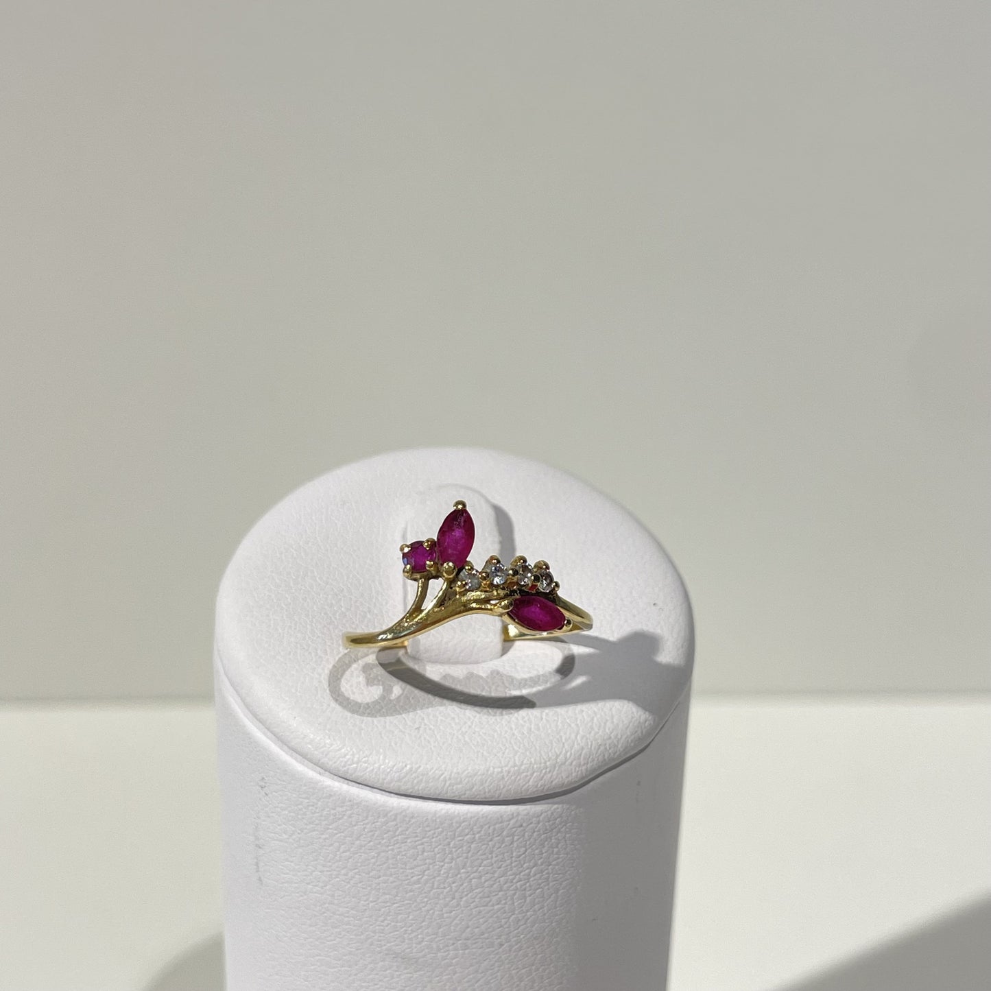 Bague Or et Pierres roses
