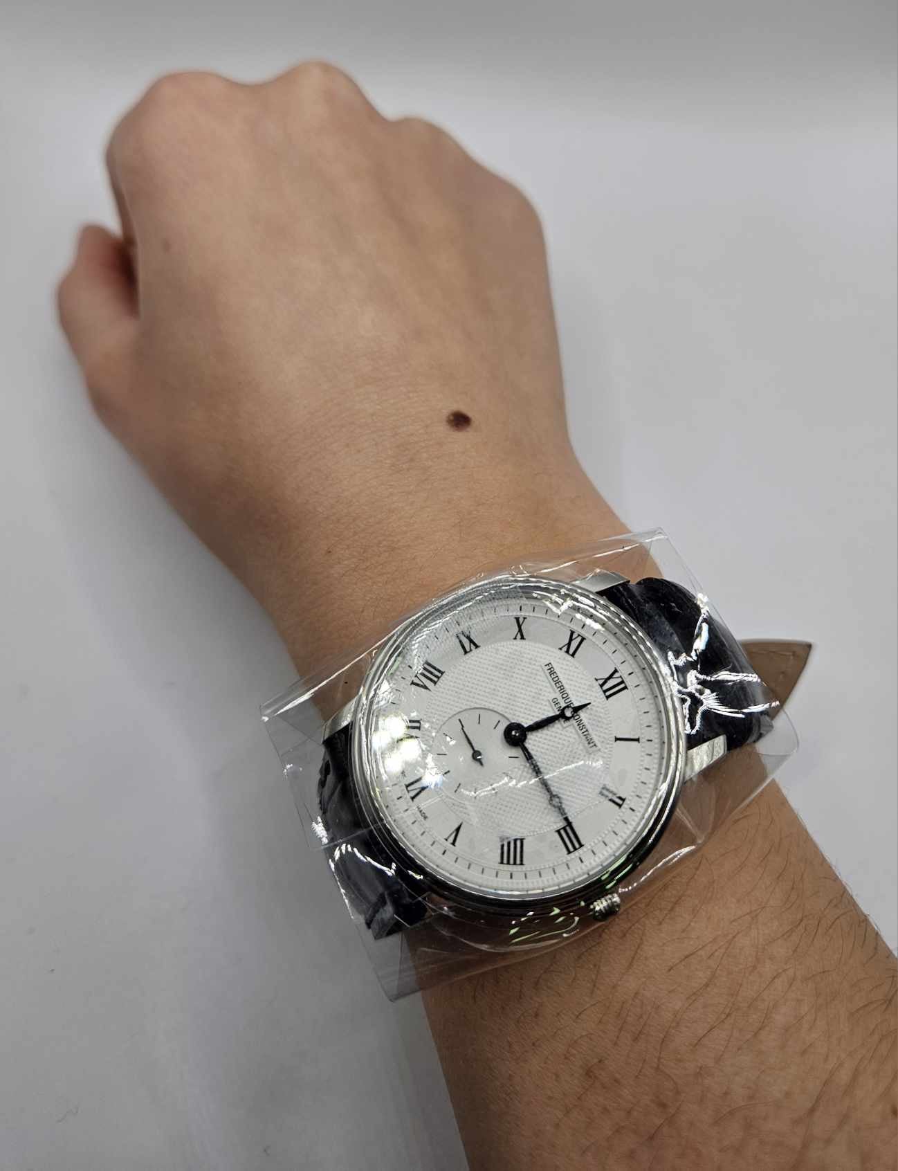 Montre Frederique Constant Slimline
