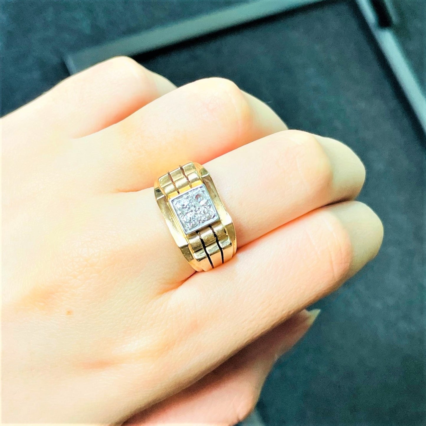 Chevalière Or jaune et Platine avec 4 Diamants 0.10ct