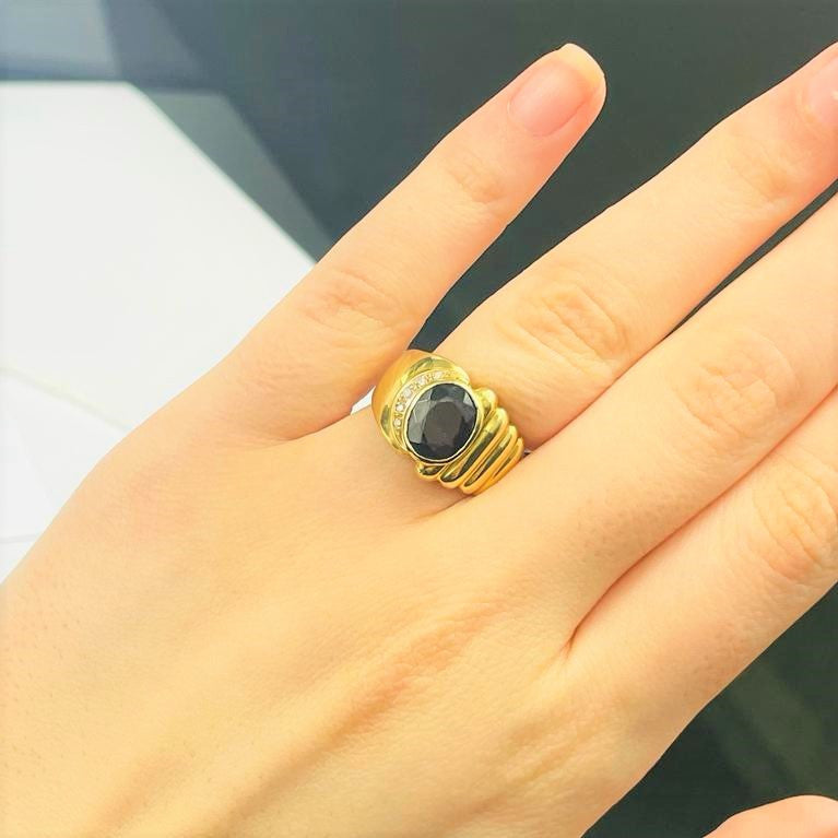 Chevalière Or Jaune avec Pierre Rouge et Diamant