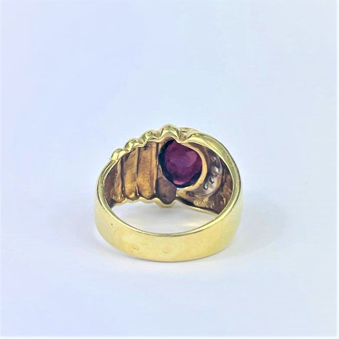 Chevalière Or Jaune avec Pierre Rouge et Diamant