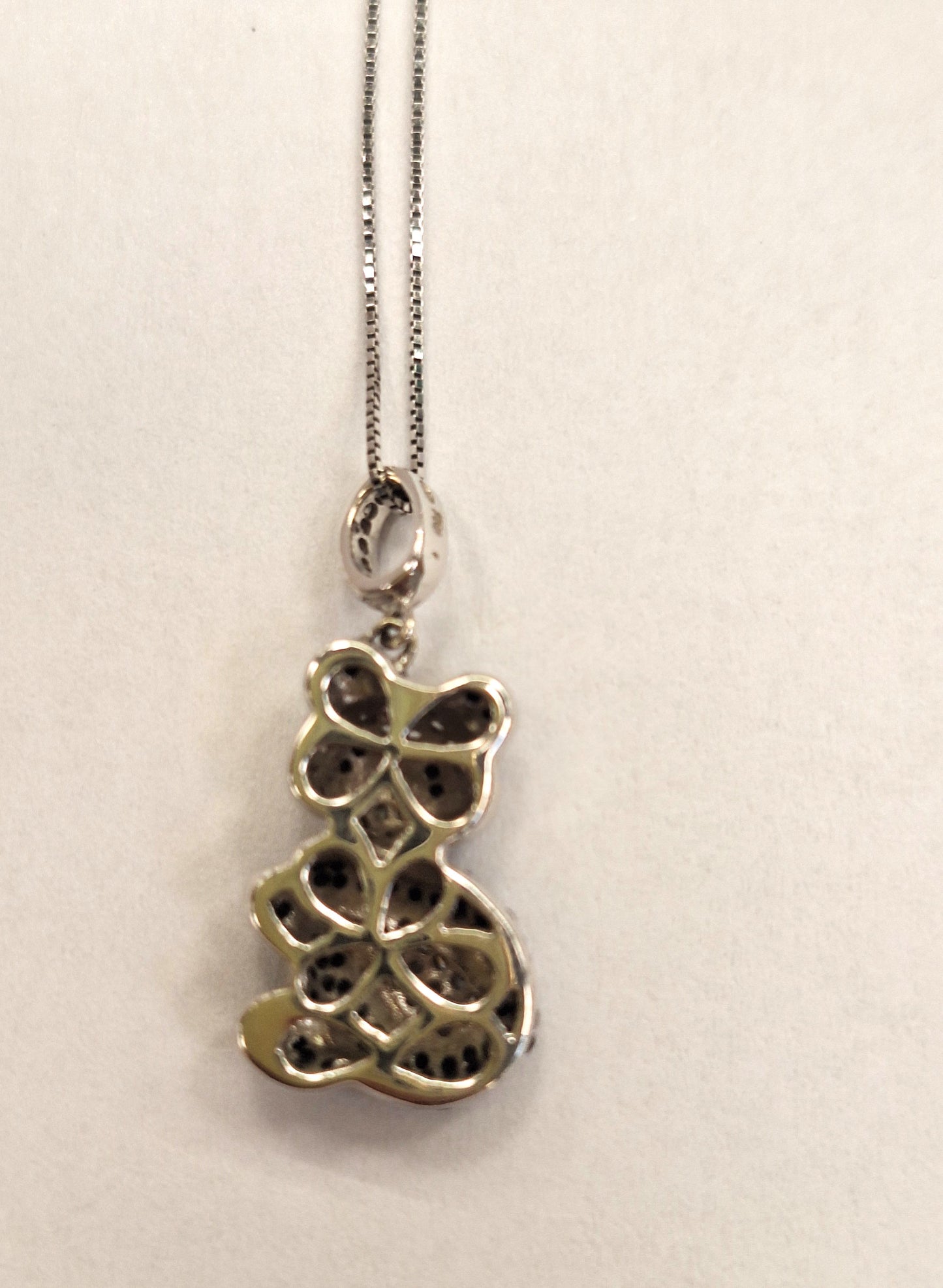 Collier Or Blanc avec pendentif Panda 32 diamants