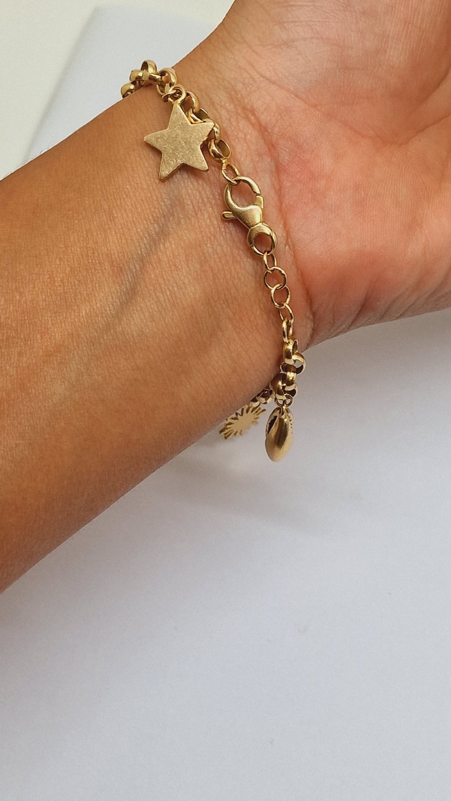 Bracelet Or avec Breloques