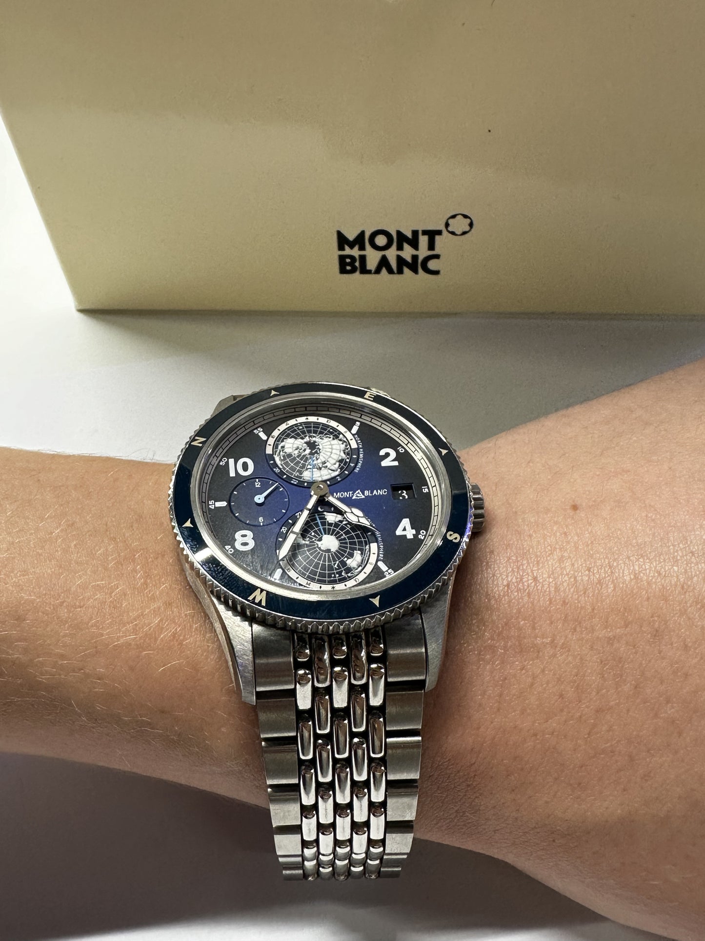 Montre Montblanc Géosphère 1858