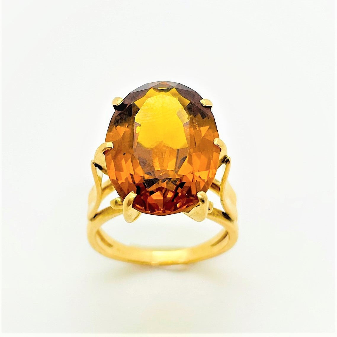 Bague Or Jaune avec Citrine Madère