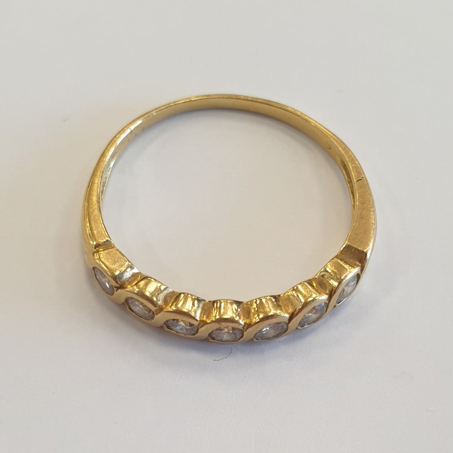 Bague Demi Tour Or avec Diamants 0.05 cts