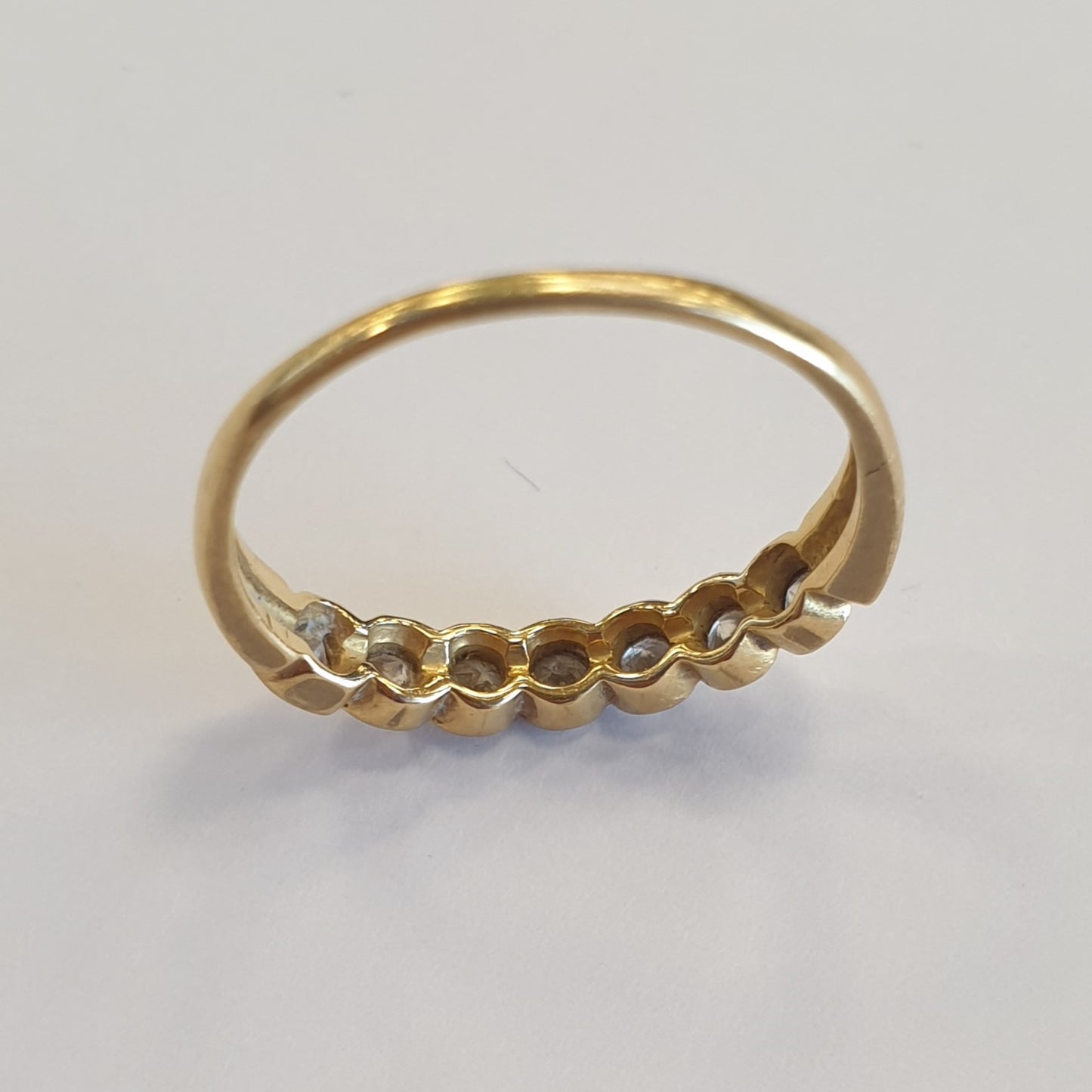 Bague Demi Tour Or avec Diamants 0.05 cts