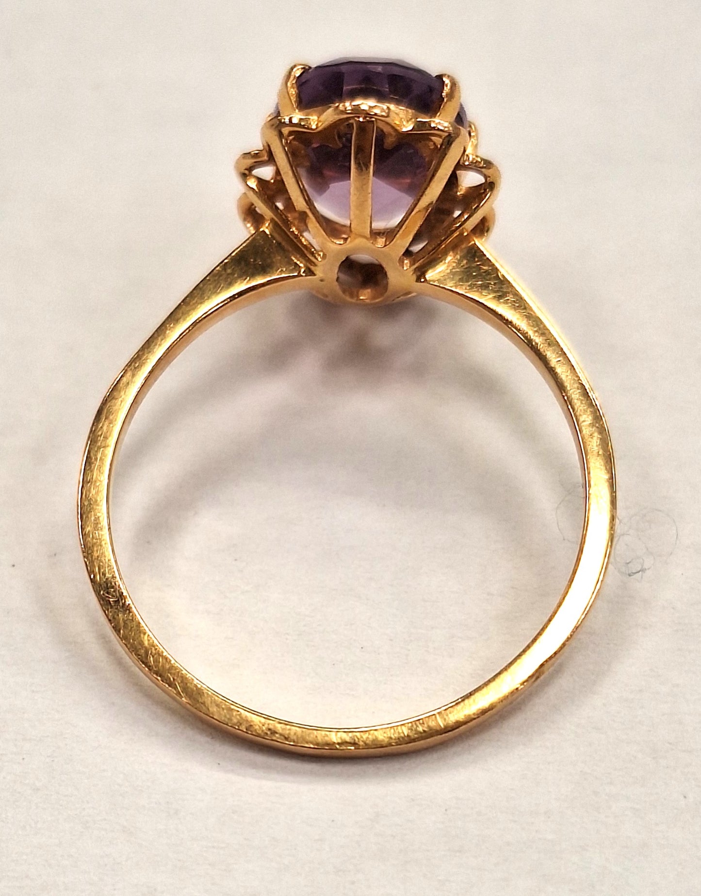 Bague en Or Jaune 18k avec Améthyste