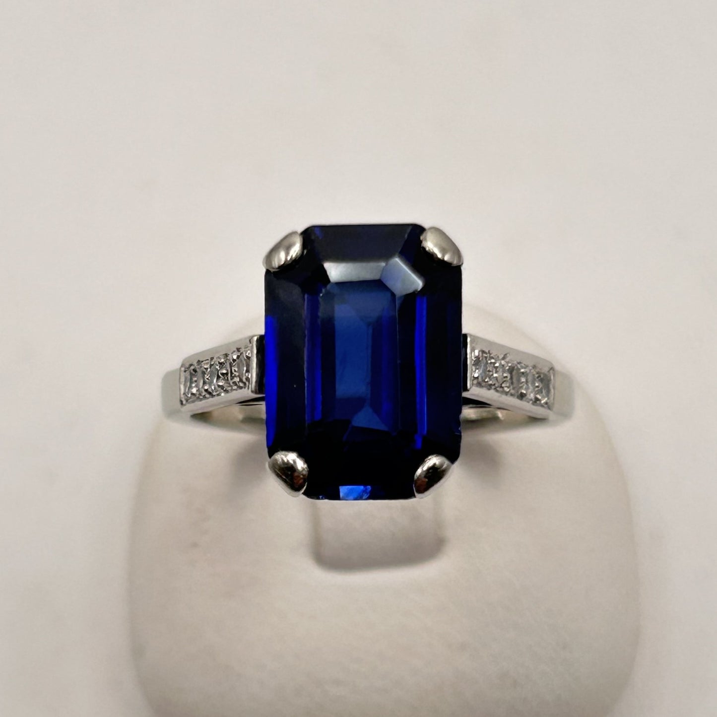 Bague Or et Platine avec Pierre Bleue