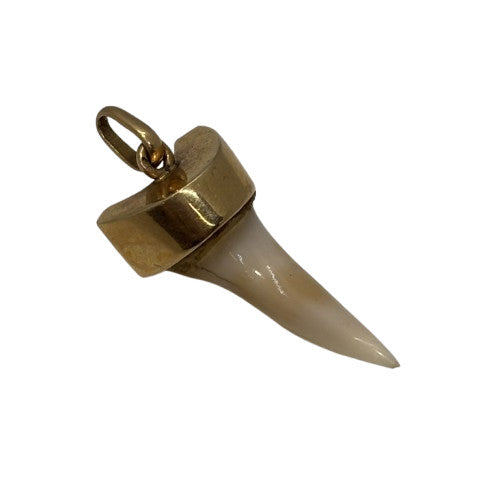 Pendentif Or Dent de Requin