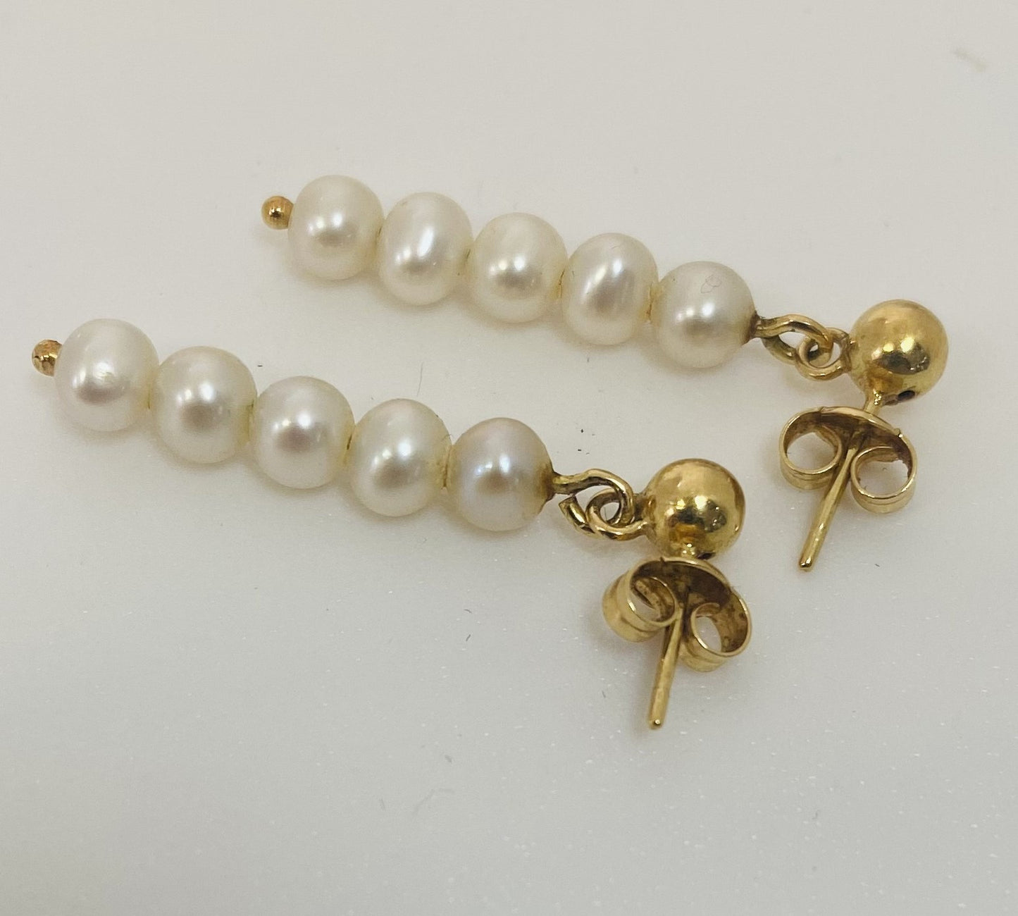 Boucles Pendantes avec Perles Nacrées
