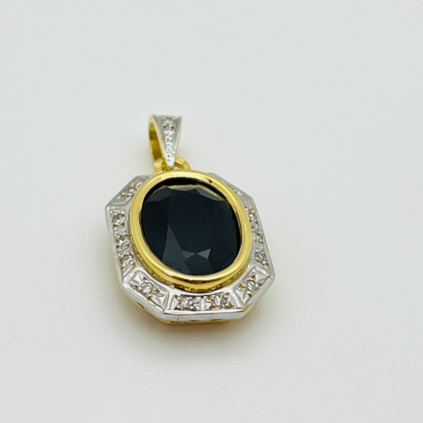 Pendentif 2 Ors avec Saphir et Diamants