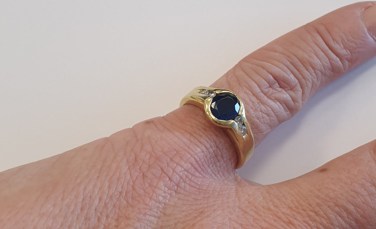 Bague Or avec Saphir et Diamants