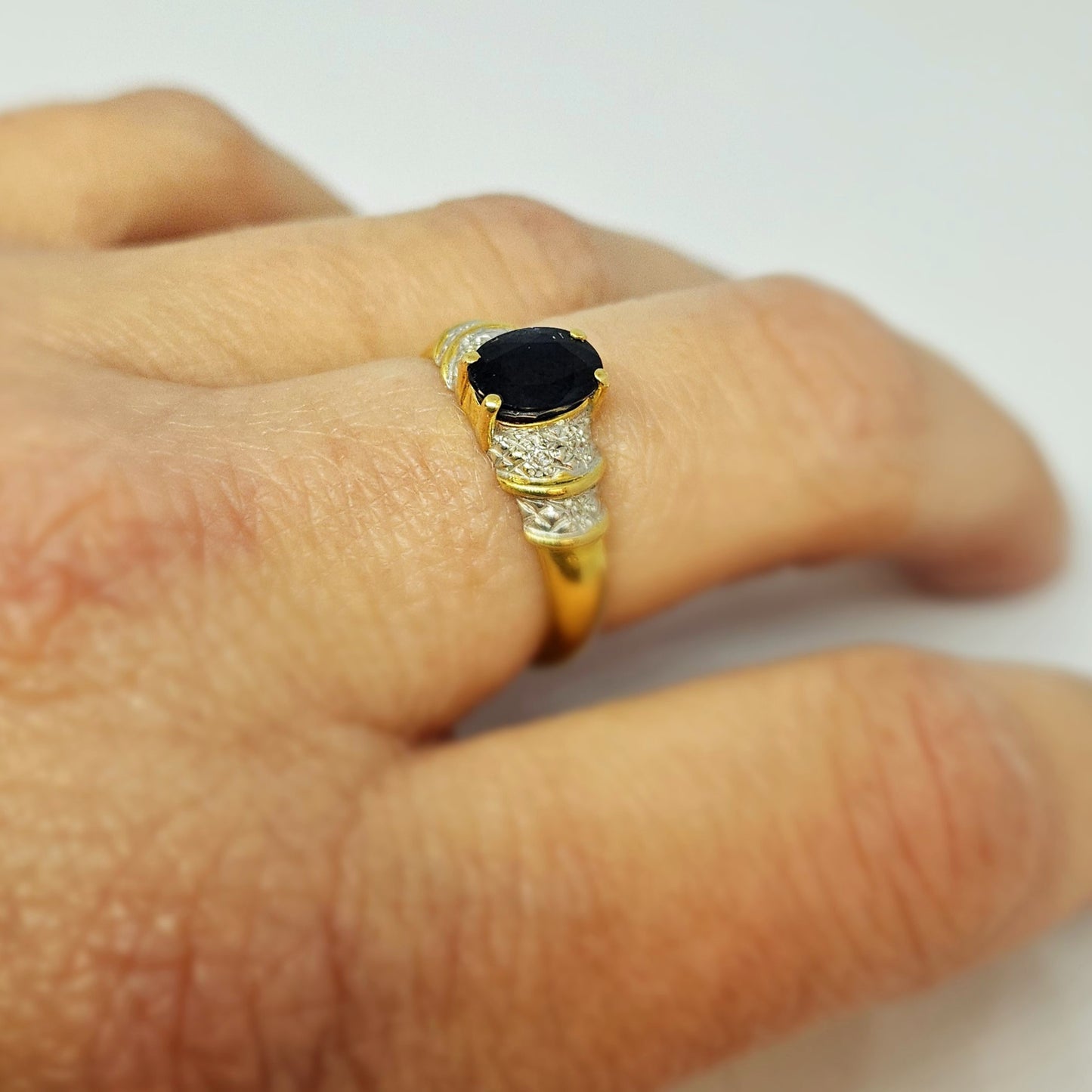 Bague Or avec Saphir et Diamants