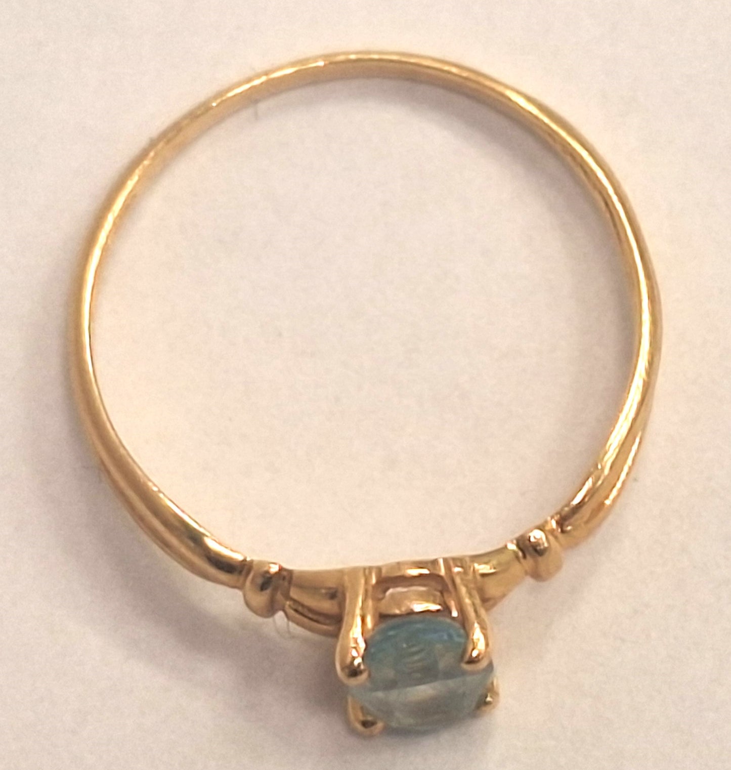 Bague en Or avec Aigue Marine