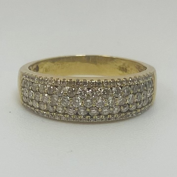 Bague or avec pavage diamants