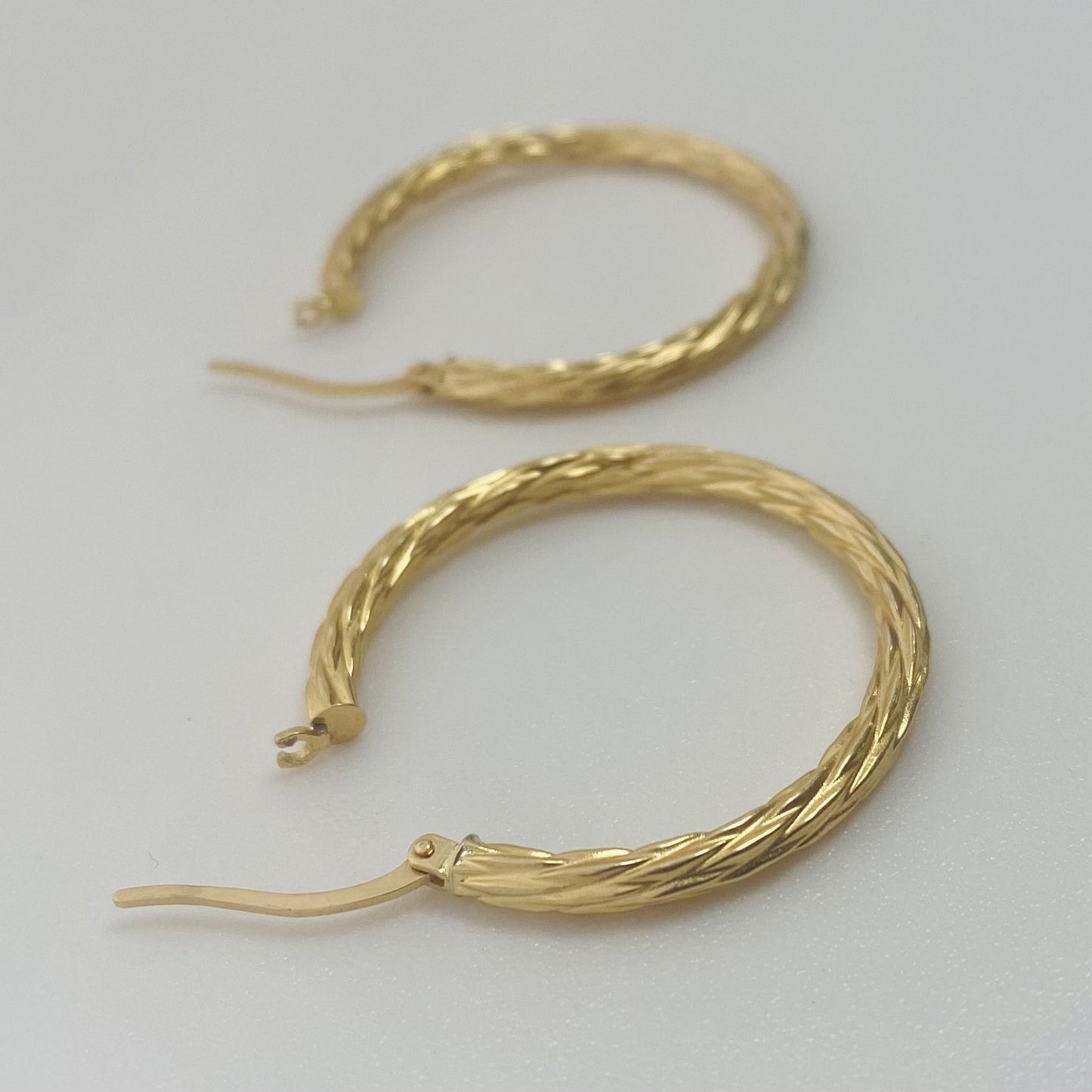 Boucles d'oreilles créoles en or jaune