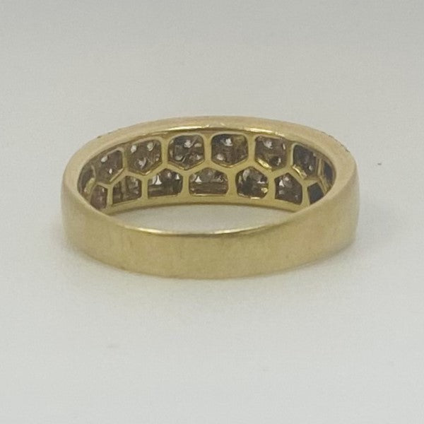 Bague or avec pavage diamants