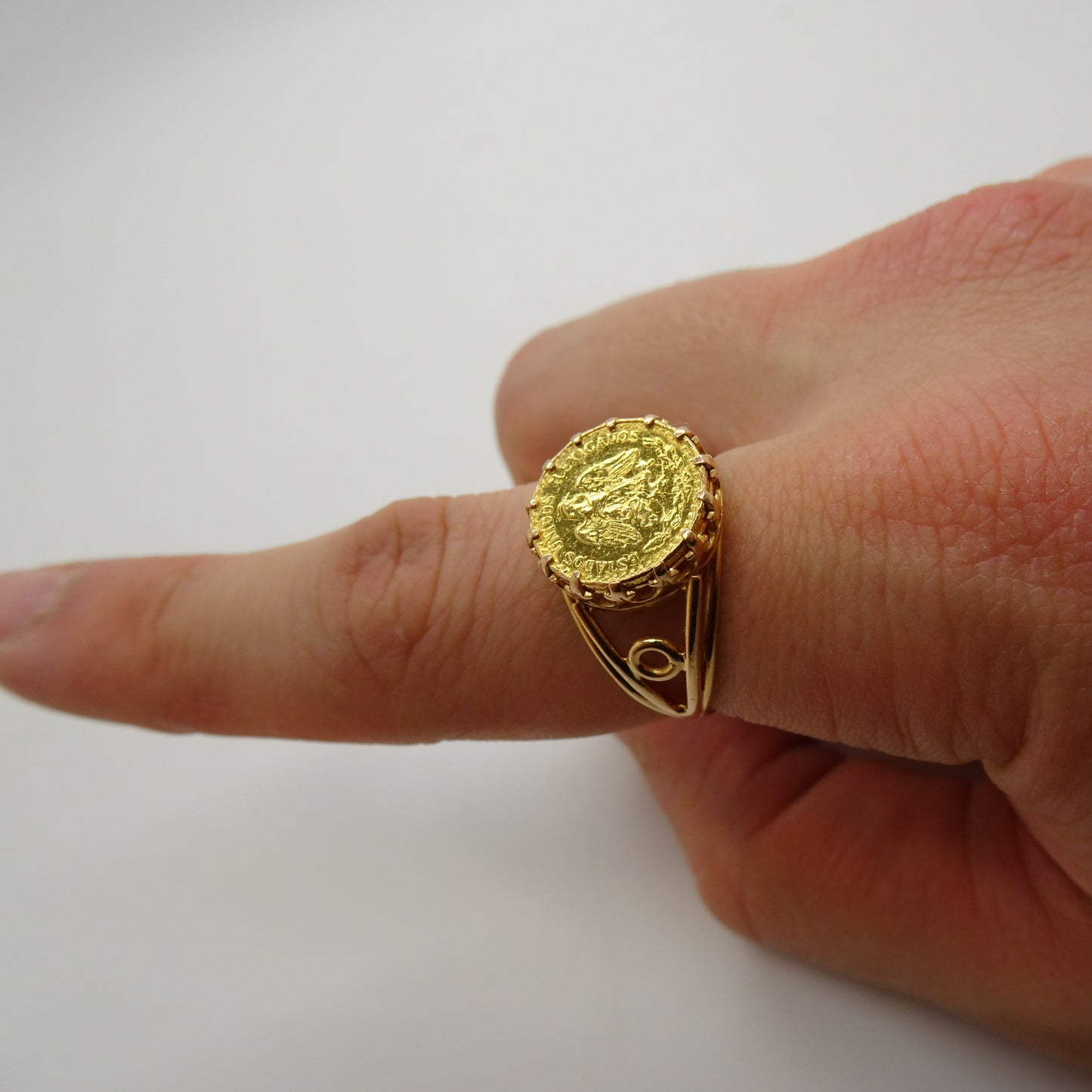Bague avec pièce Dos Pesos 1945