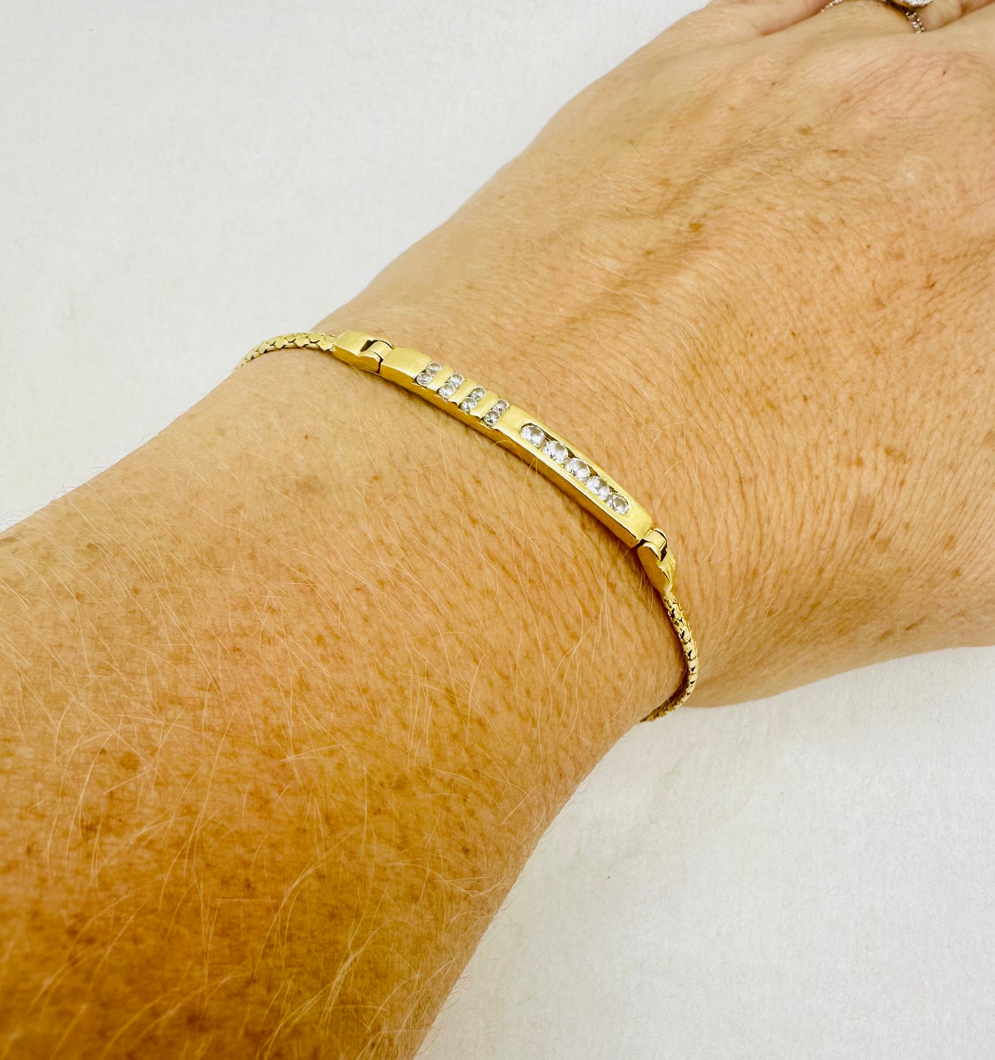 Bracelet or avec oxydes