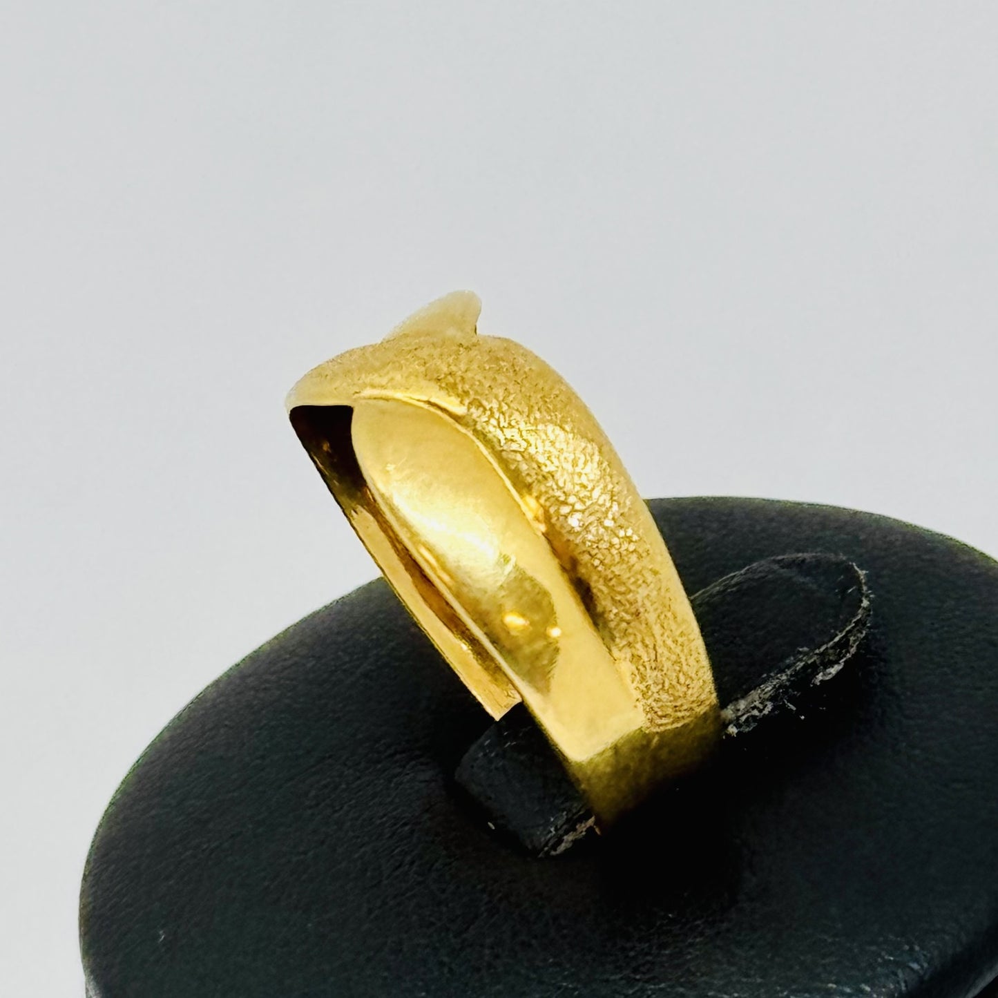 Bague croisée en or jaune