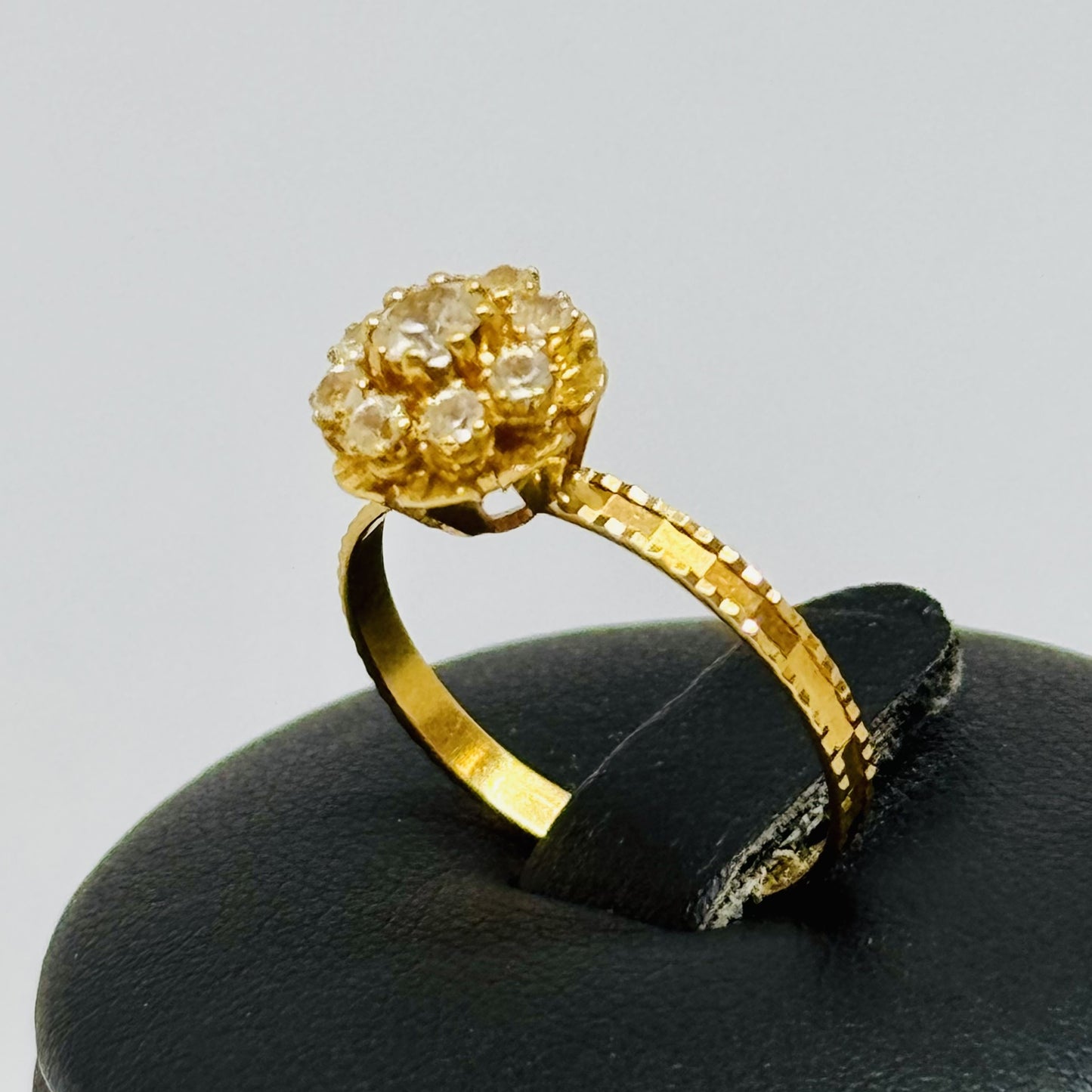 Bague chou avec oxydes