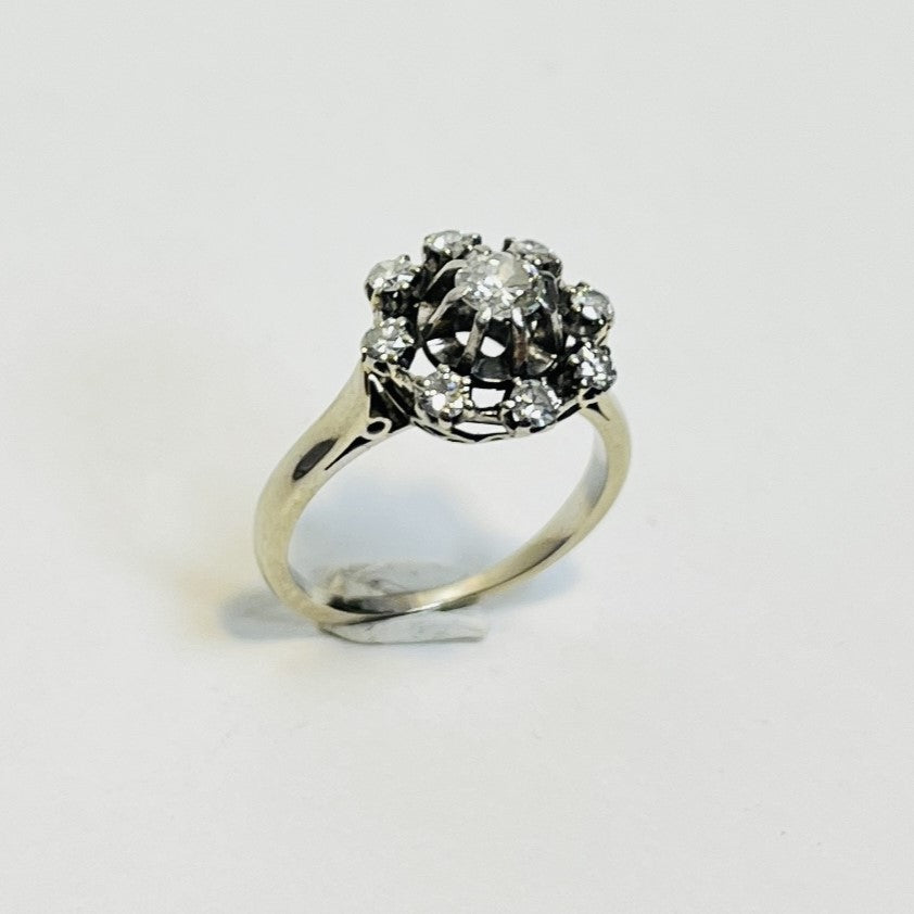 Bague fleur or avec diamants