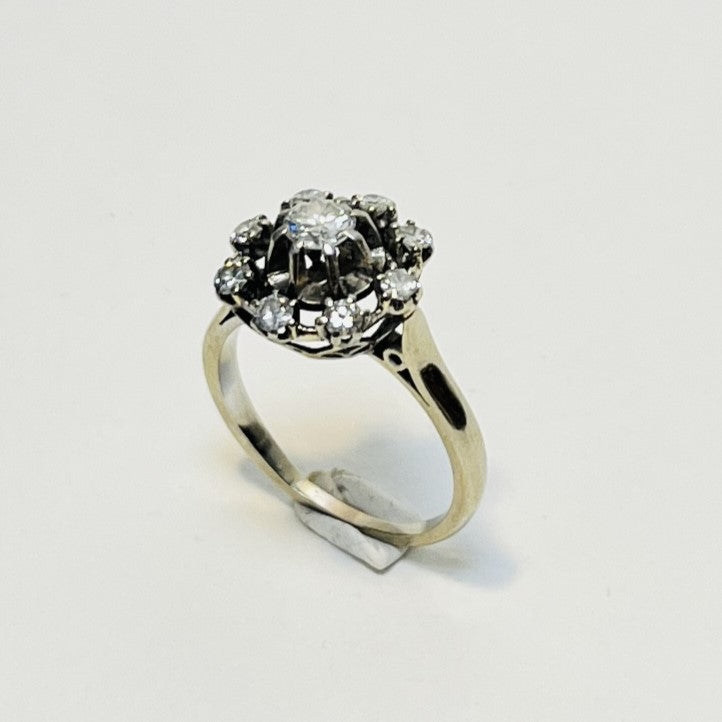 Bague fleur or avec diamants