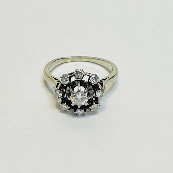 Bague fleur or avec diamants