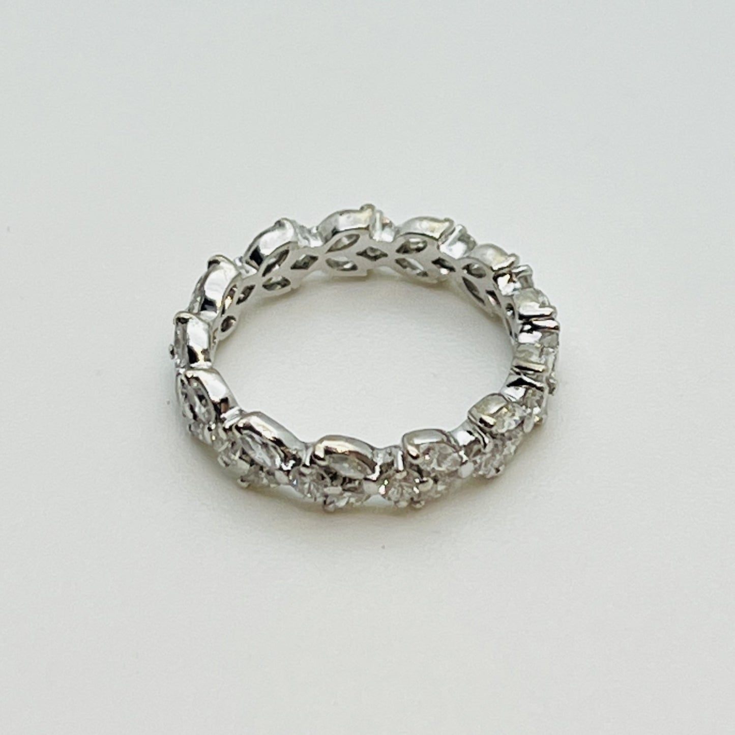 Bague platine avec diamants