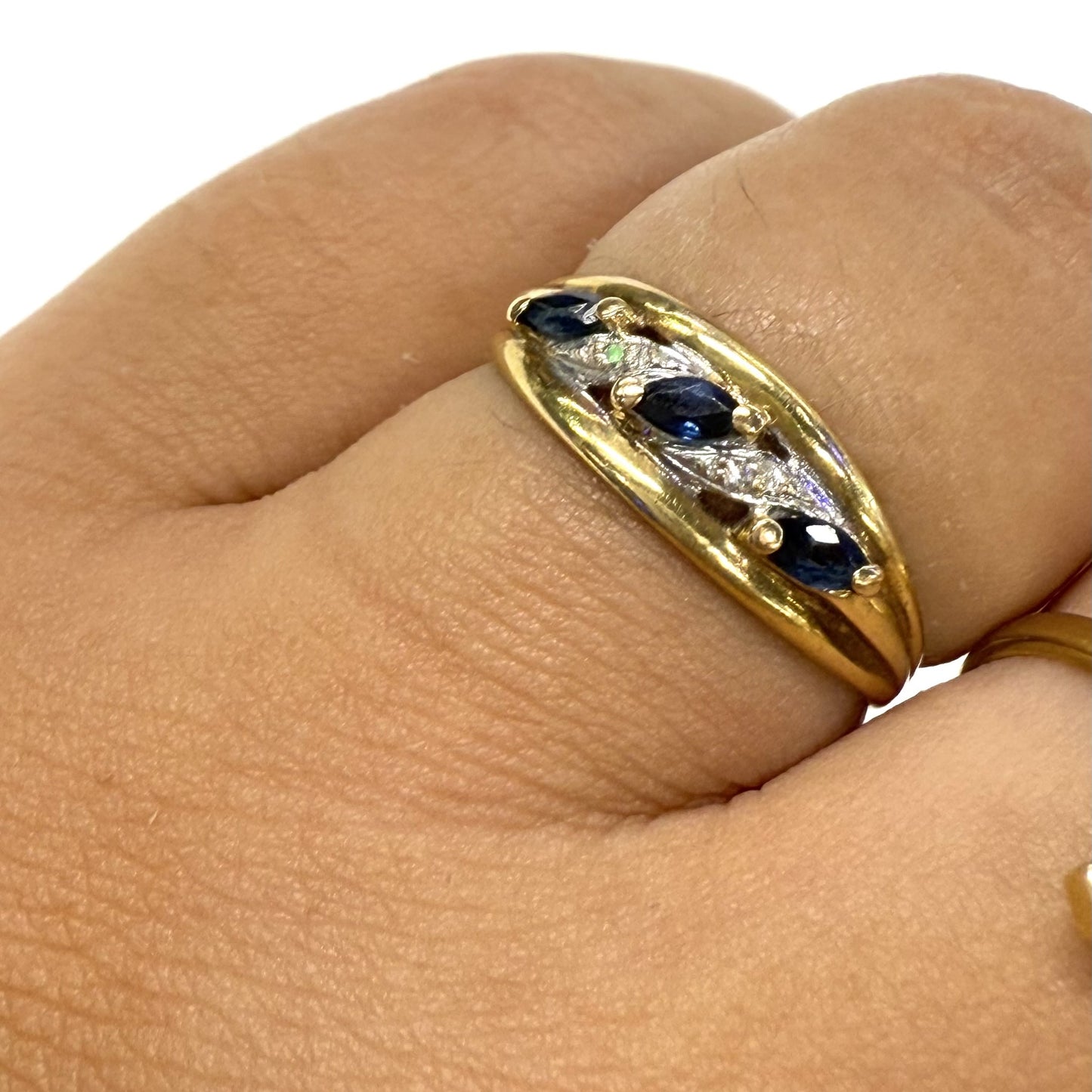 Bague Or Jaune avec Saphirs et Diamants