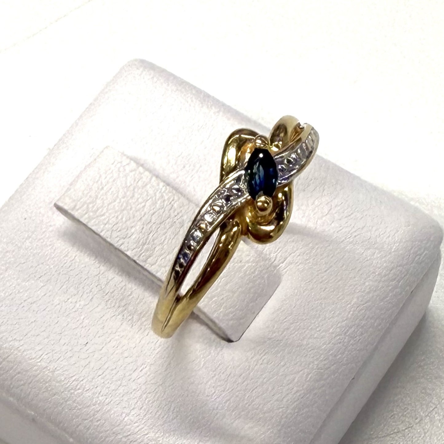 Bague 2 ors avec Saphir