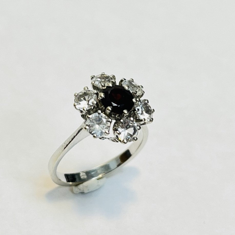 Bague fleur or avec rubis et diamants
