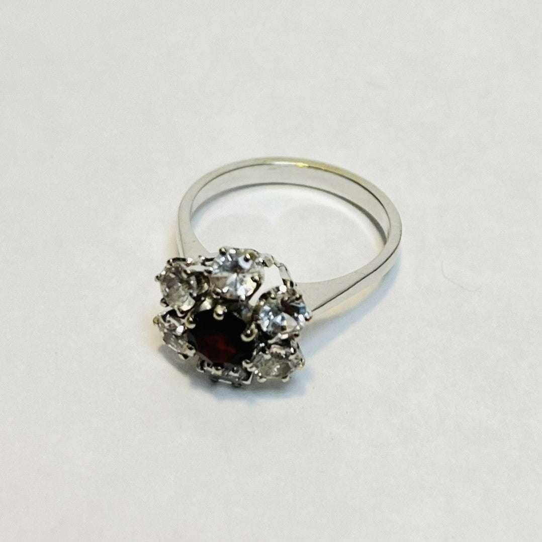 Bague fleur or avec rubis et diamants