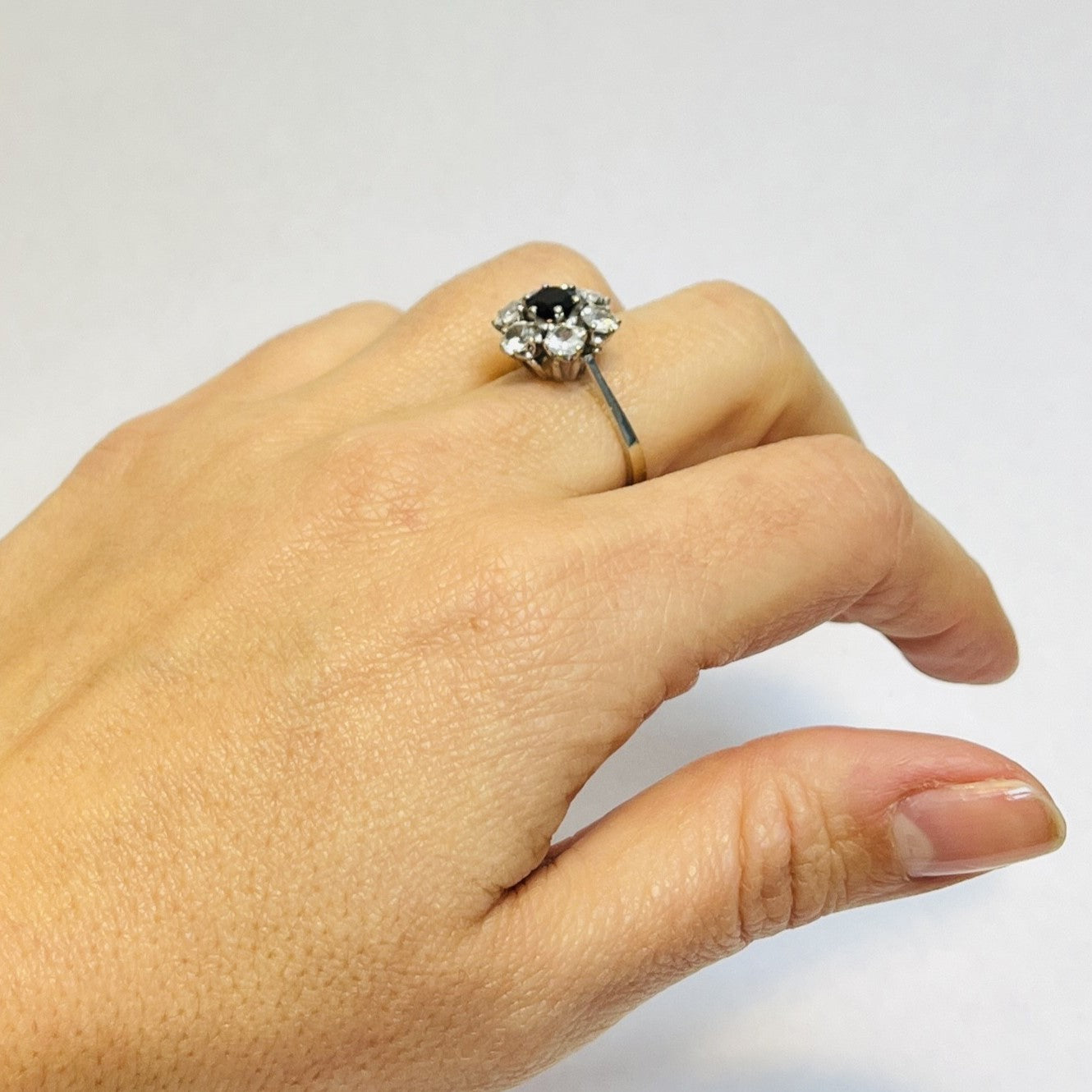 Bague fleur or avec rubis et diamants
