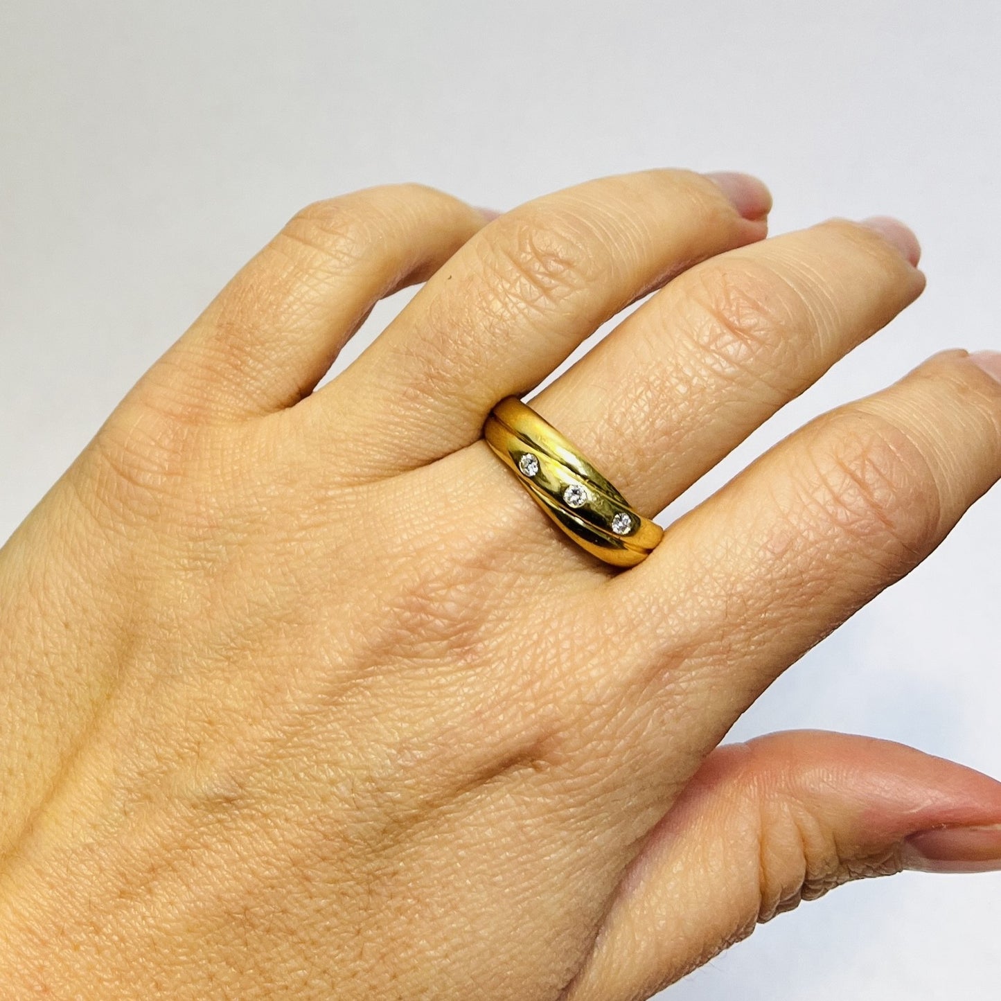 Bague or avec 3 diamants