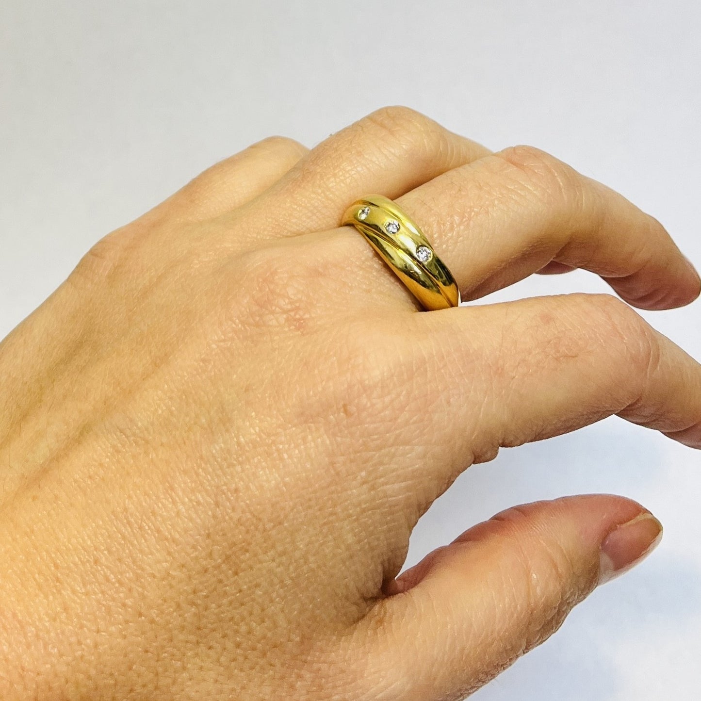 Bague or avec 3 diamants
