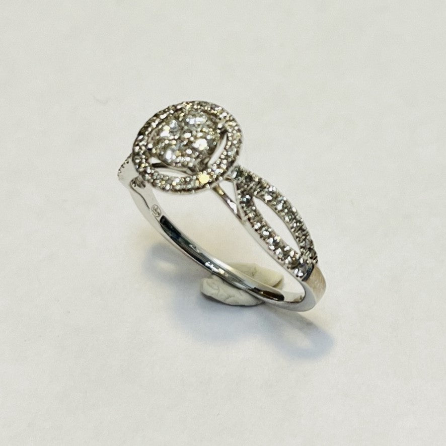 Bague or avec diamants