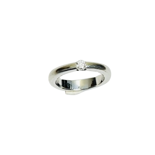 Bague or avec diamant solitaire