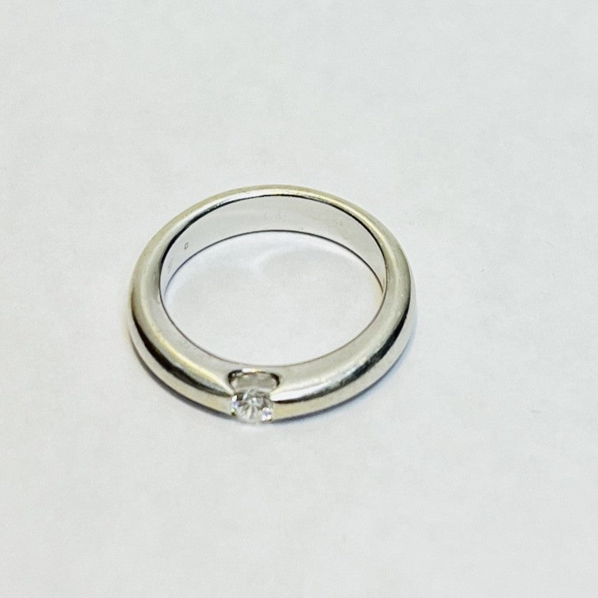 Bague or avec diamant solitaire