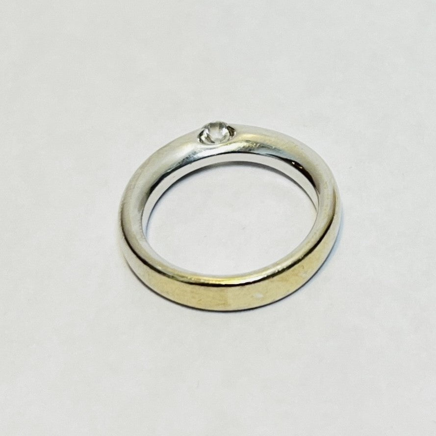 Bague or avec diamant solitaire