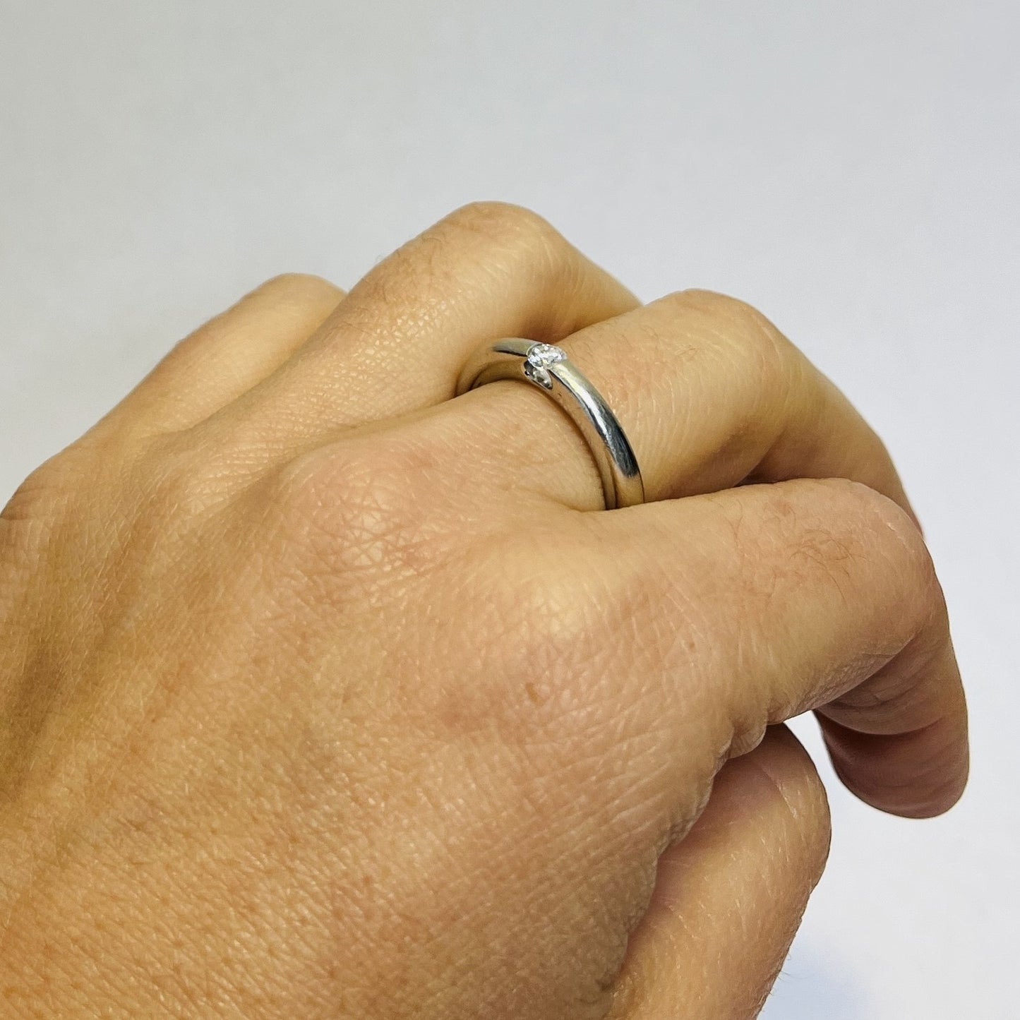 Bague or avec diamant solitaire
