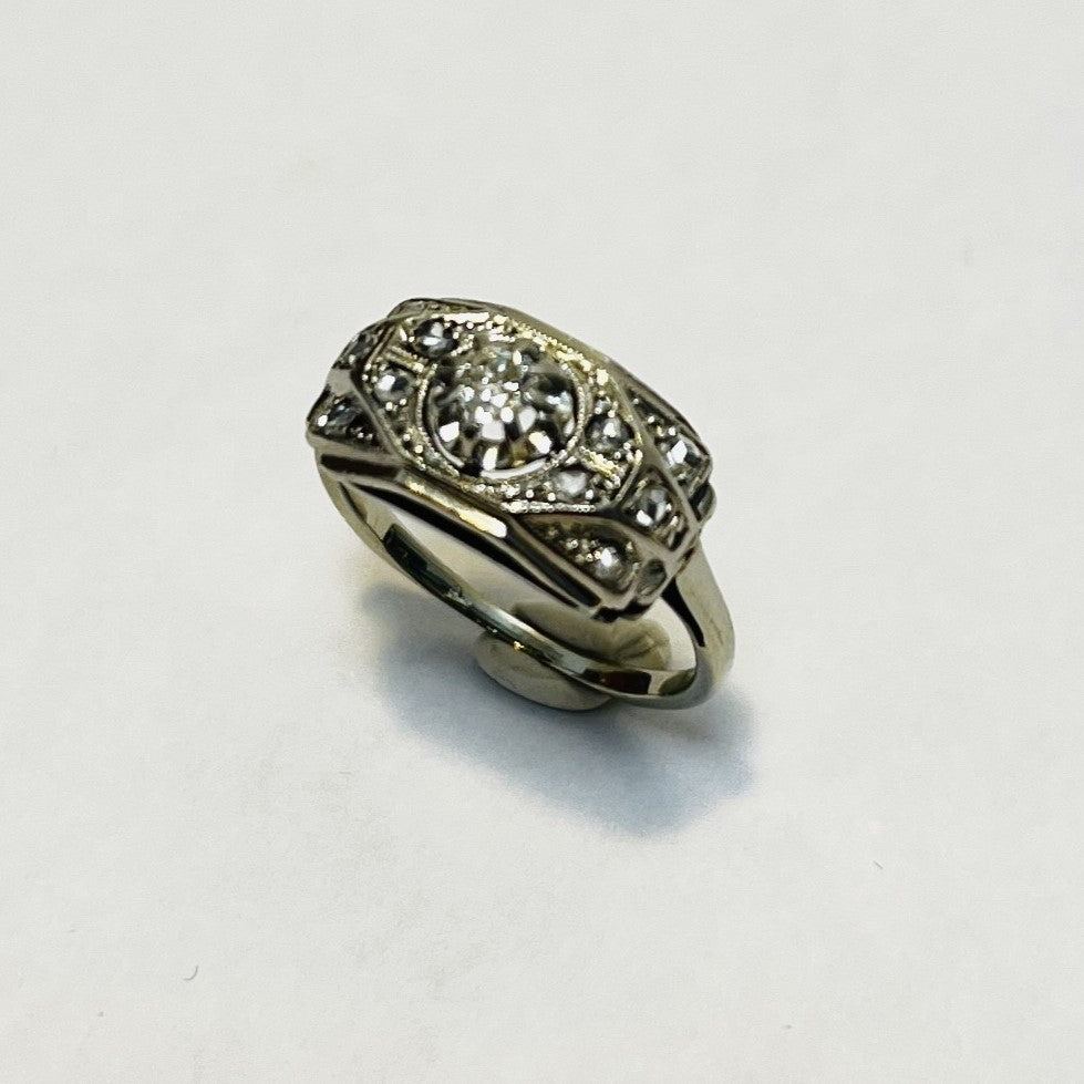 Bague or avec diamants