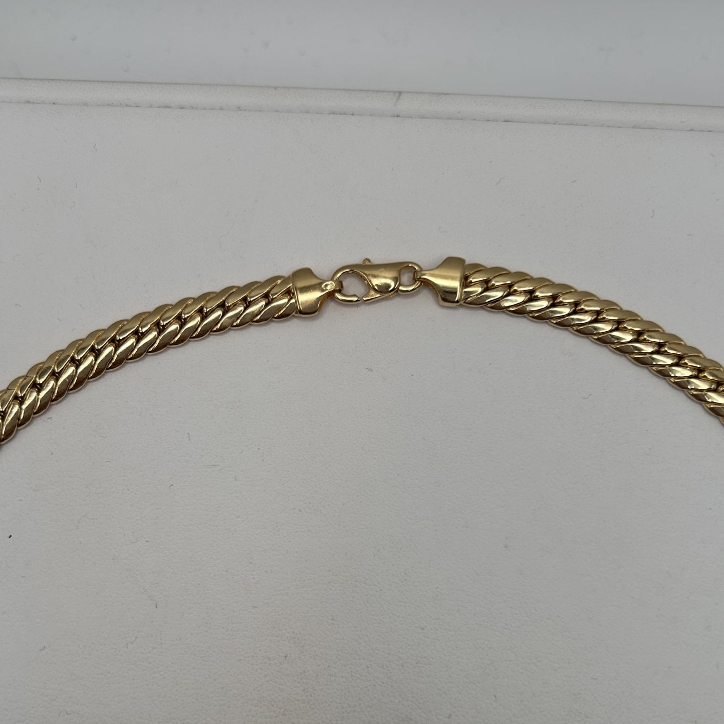 Collier or maille anglaise